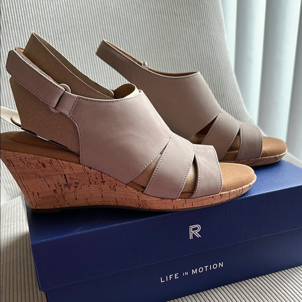 Rockport Briah Sling Women's Tan Wedge Sandals Simply Taupe Nubuck, Size: 8, 9.5 - Picture 4 of 8